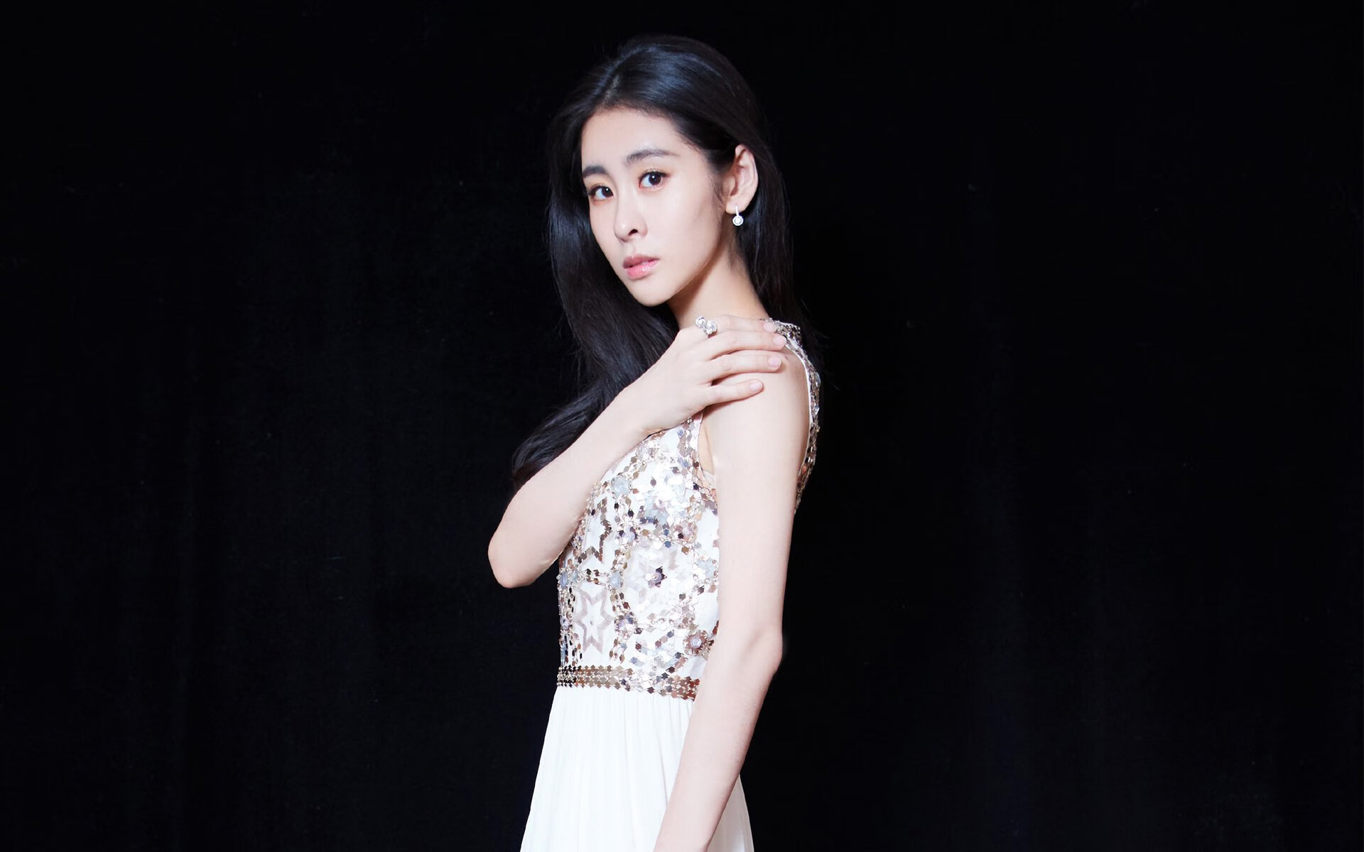 开云体育官网下载-专利药遭遇关税风暴，全球药企被“精准打击”